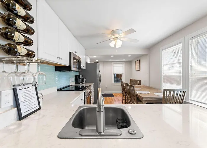 Copacabana House 5 Bedrooms Downtown Ocmd Ocean City